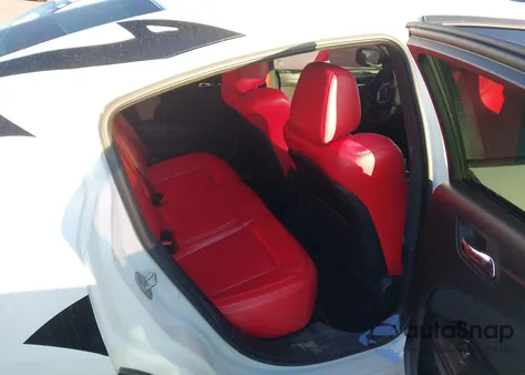 2019 Dodge Charger Srt Hellcat Rwd z USA, uszkodzony, nr VIN 2C3CDXL90KH732071